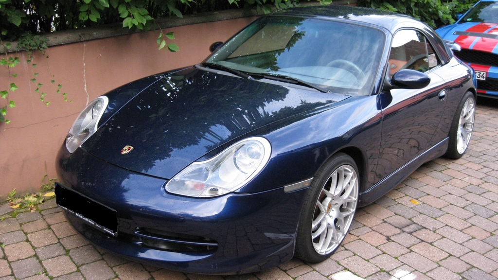 996